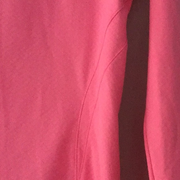 Under Armour bright Pink Pullover quarter zip contour shaping pullover - Picture 6 of 8
